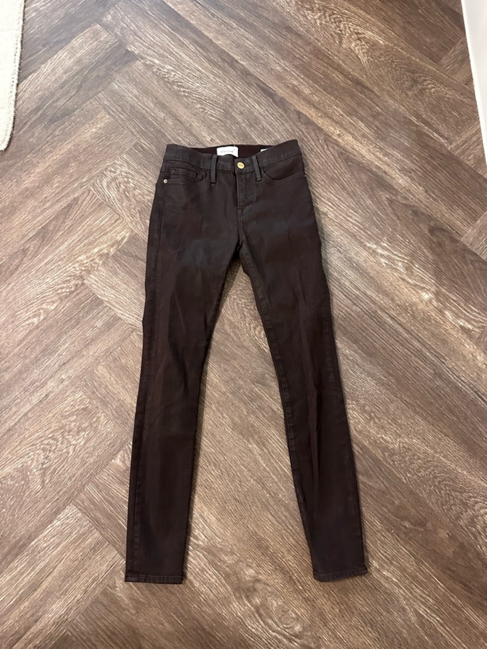 Frame Denim Le Skinny de Jeanne in Chocolate Brown